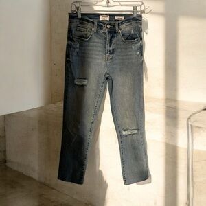 Kensie the slim‎ distressed light wash jeans size 2/26